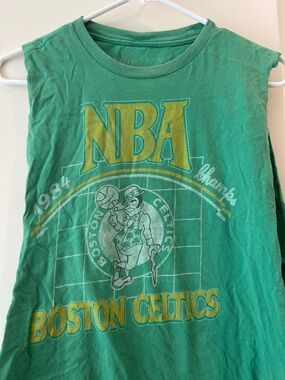 NBA Boston Celtics 1984 NBA Champs Muscle Tee raw wide side openings men size L